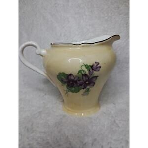 Ansley Bone China Footed Creamer Cream And Gold